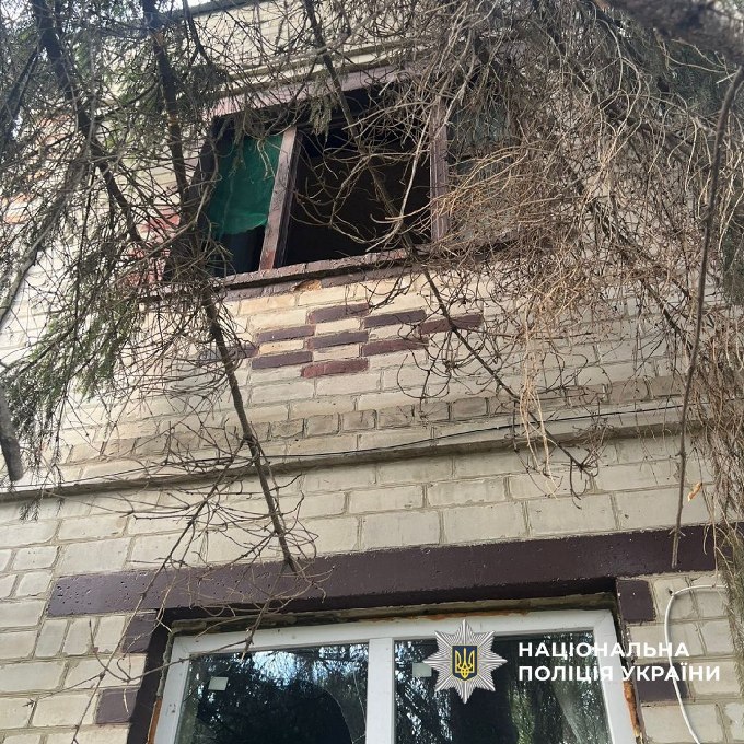  Читайте нас у Facebook, Telegram та Instagram  Раніше РЕДПОСТ писав, що внаслідок російських атак 10 вечесня у Благодатівці постраждали троє жінок та двоє чоловіків. 